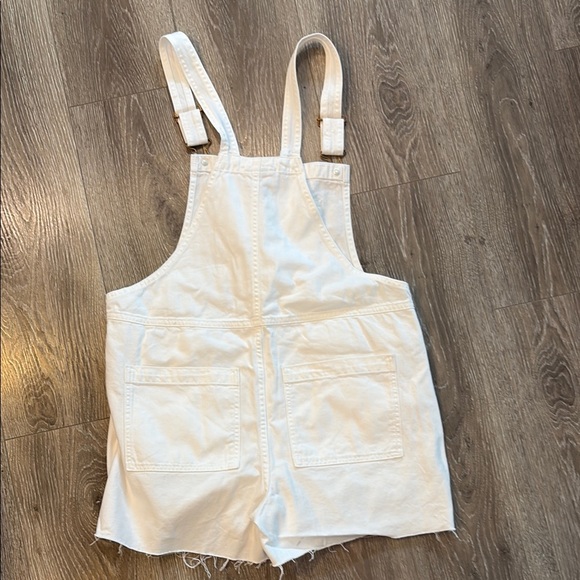 Universal Thread pure white Short Overalls - Picture 3 of 4